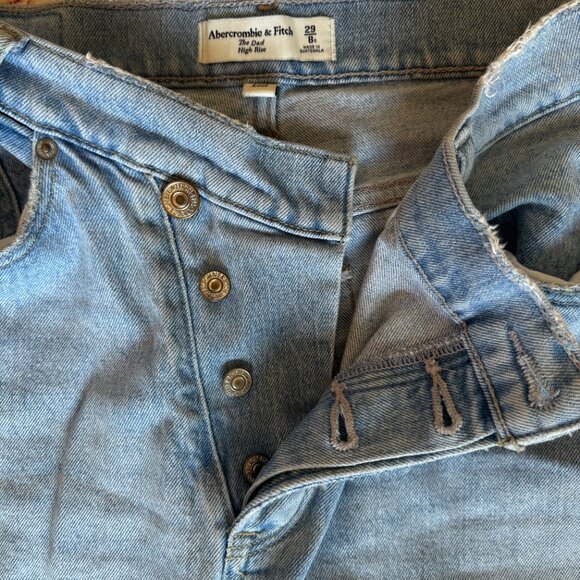 Abercrombie & Fitch Curve Love light wash Dad Jeans w/ Criss Cross Waistband 29 - Picture 7 of 10